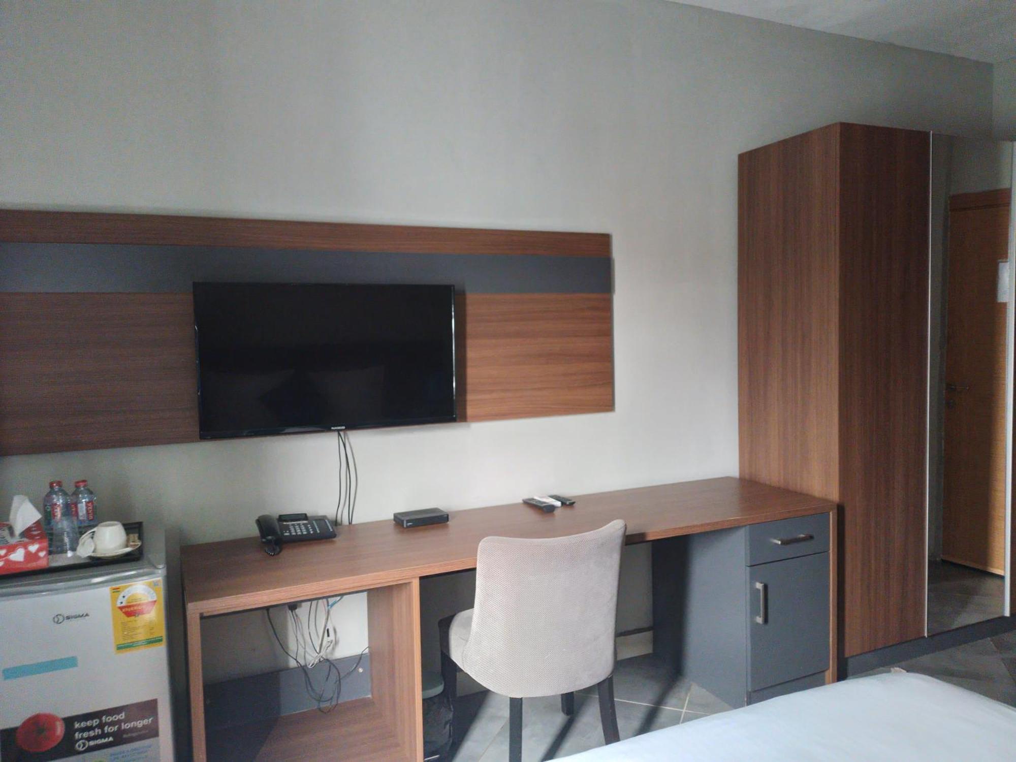 Euro Homes Hotel أكرا المظهر الخارجي الصورة