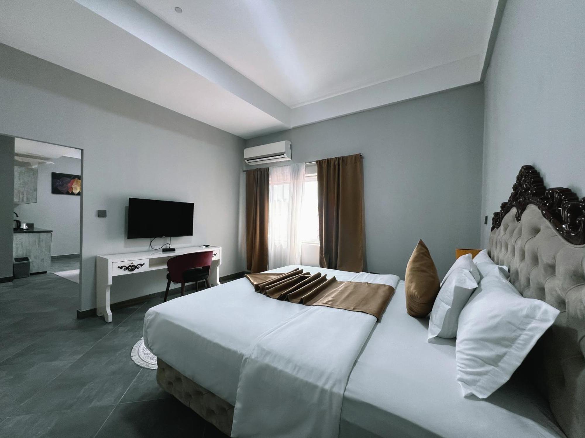 Euro Homes Hotel أكرا المظهر الخارجي الصورة