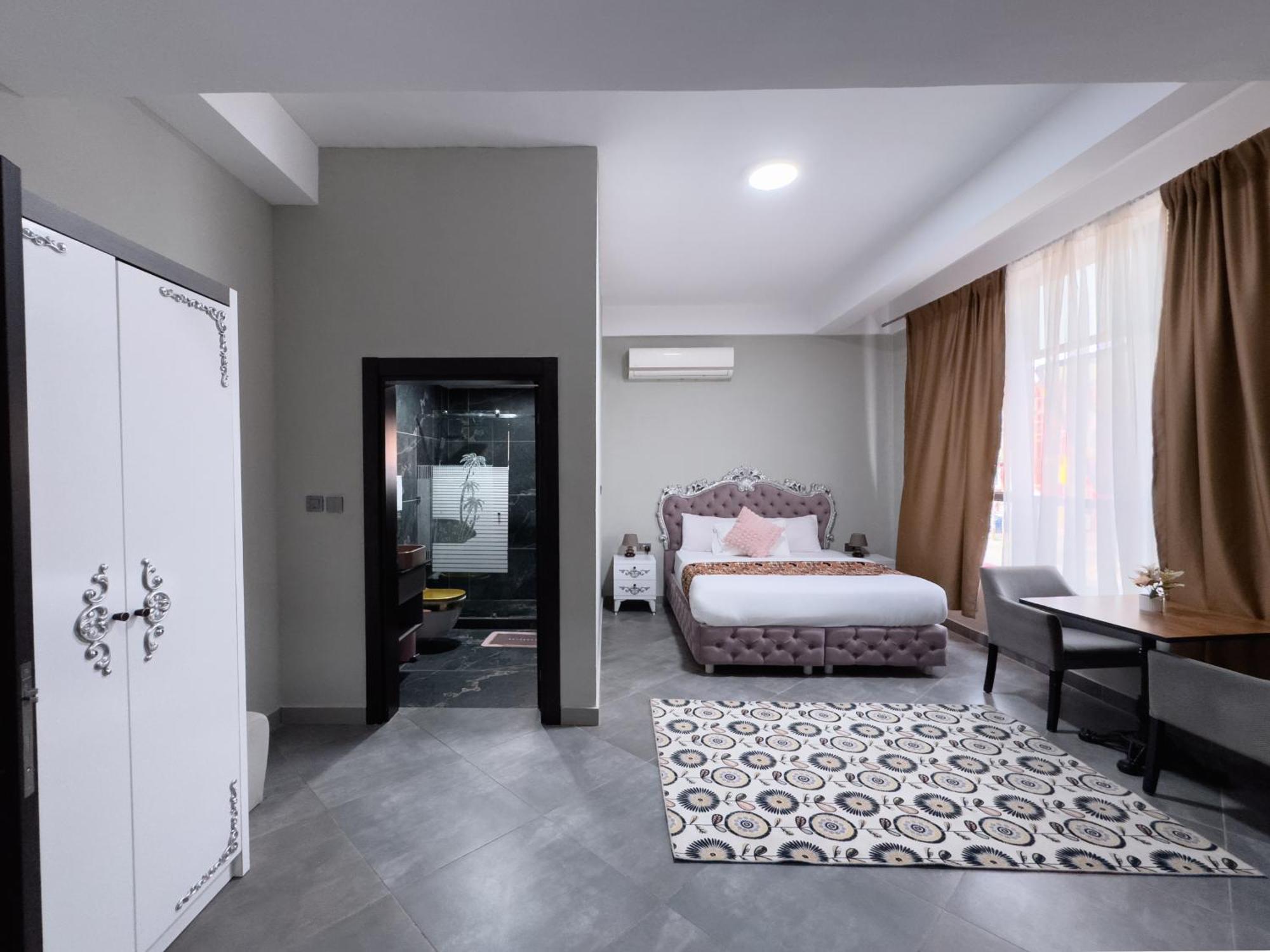 Euro Homes Hotel أكرا المظهر الخارجي الصورة